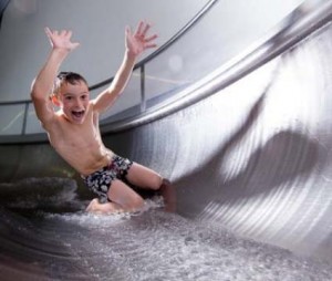 spick-erste-schweizer-meisterschaft-im-wasserrutschen