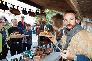 Mittelalter-Markt auf Schloss Lenzburg Mittelaltermarkt, Mittelaltermärt, Mittelalter., "obs/Museum Aargau/Pascal Meier"